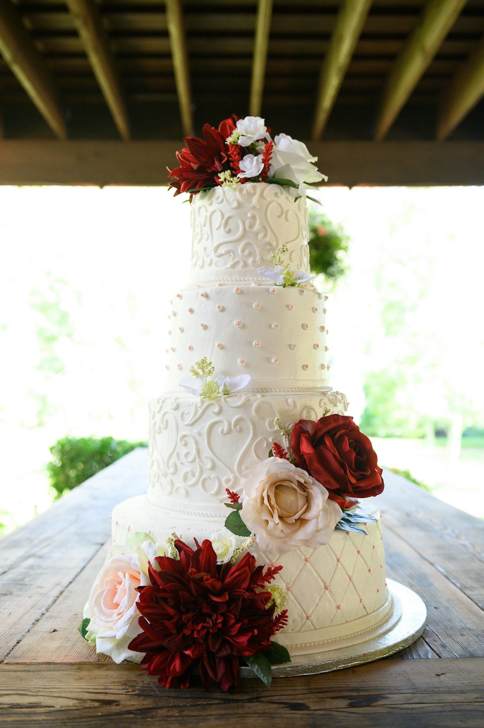 Four-tier showpiece